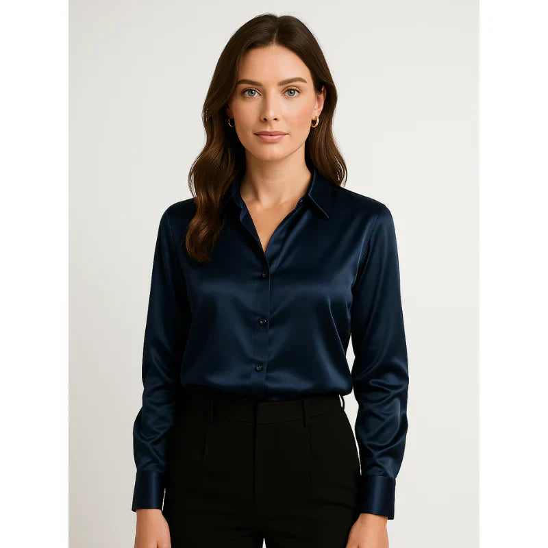 Elegante damenbluse aus satin mit knopfdetails