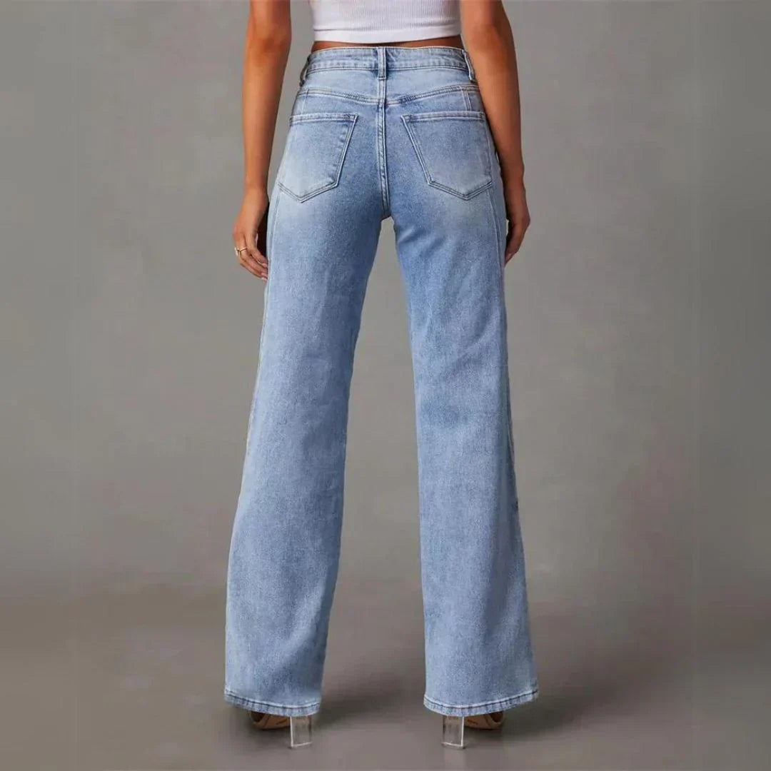 Lässige, hochgeschnittene jeans mit weitem bein – damen