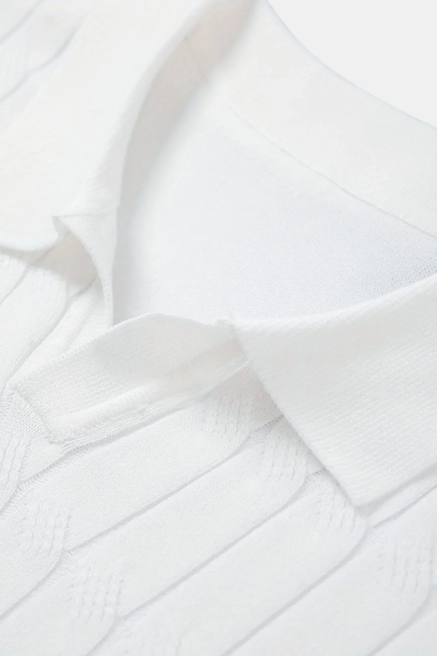 Klassisches weißes herren-poloshirt