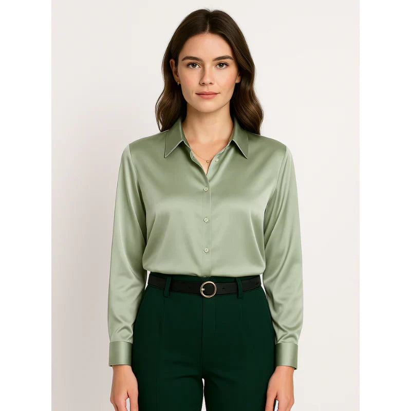 Elegante damenbluse aus satin mit knopfdetails