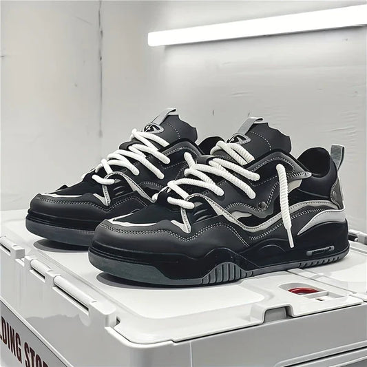 Modische, lässige herren-sneaker mit klobiger sohle – für herren