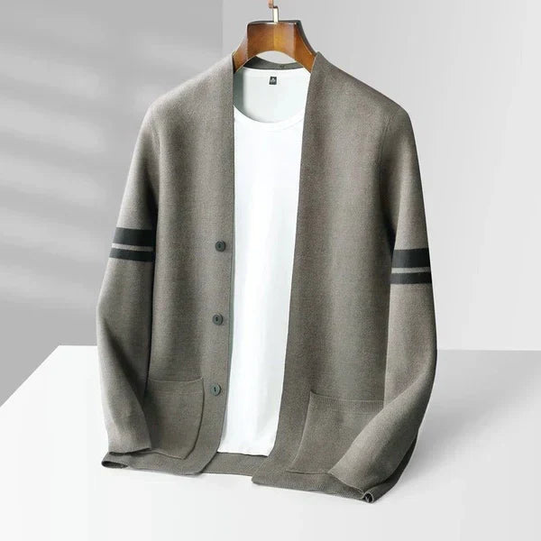 Gerhard – moderner strick-cardigan mit knopfleiste