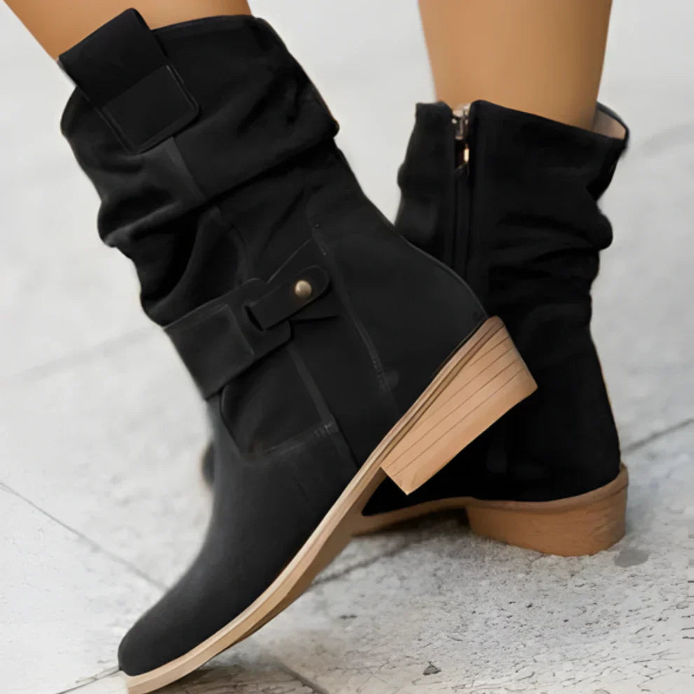 Lässige wildleder-ankle-boots für damen mit riemen – damen