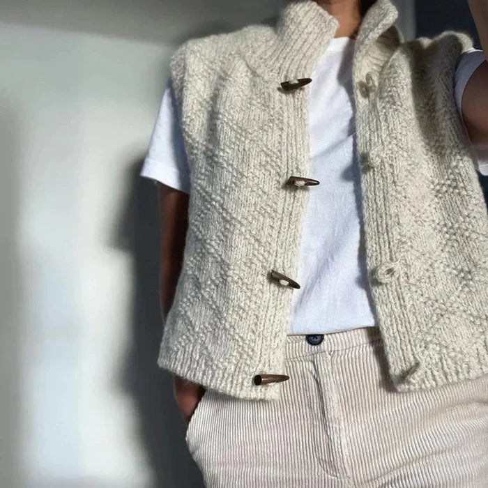 Mason – basic sleeveless vest in schlichtem design